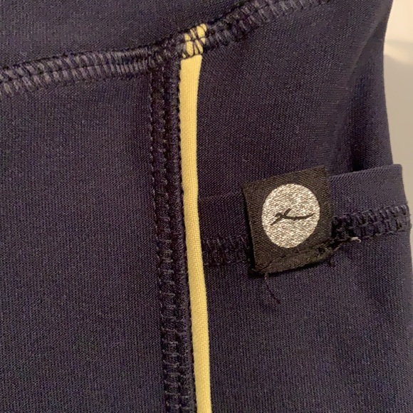 Navy and yellow yoga pants with mesh stripes - Picture 2 of 5